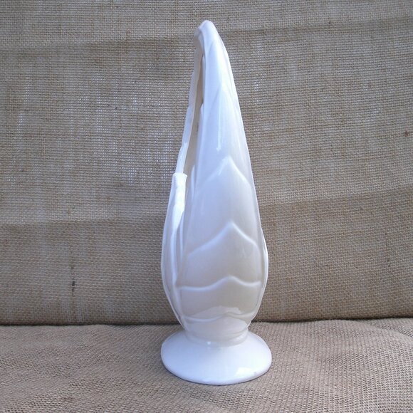 Vintage Art Deco Beswick Pottery Leaf Basket Vase - Picture 7 of 16